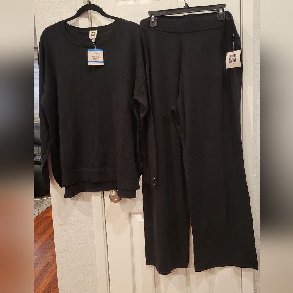 Anne Klein Black Wide Leg Pants & Top Set